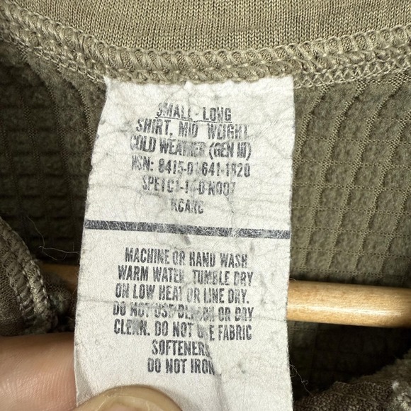 USGI ECWCS Shirt Mens Small Waffle Grid Fleece Mid Weight Cold Weather Gen III - Picture 2 of 10